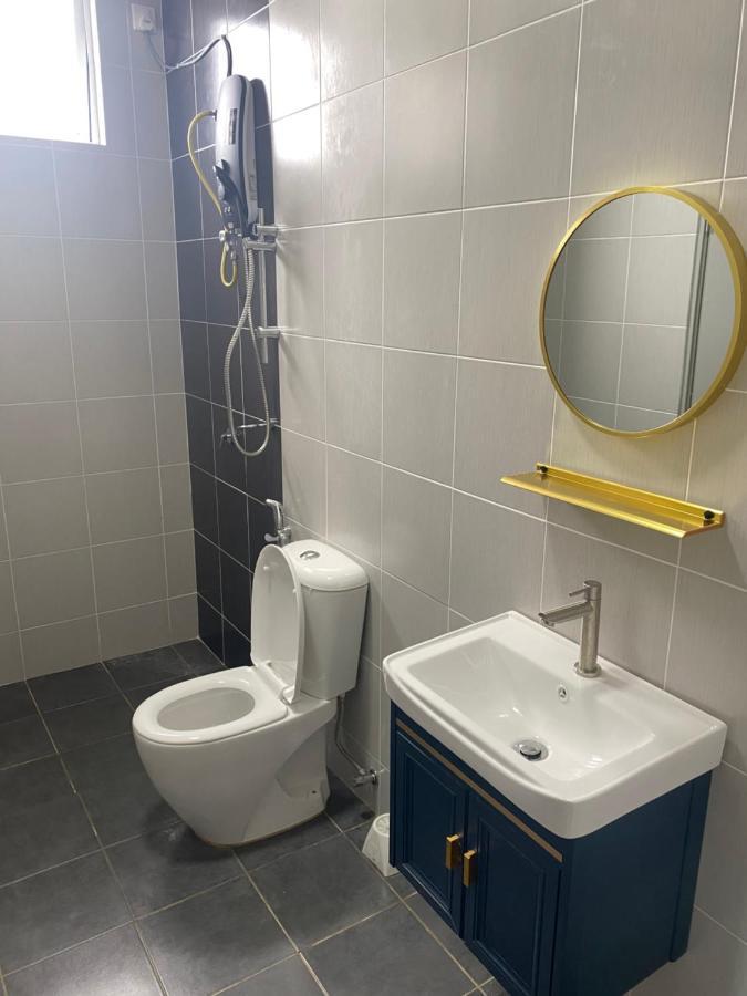 Orked Vanda, 3 Bedroom Apartment, Seaview Netflixwifiyoutube クアラ・トレンガヌ エクステリア 写真